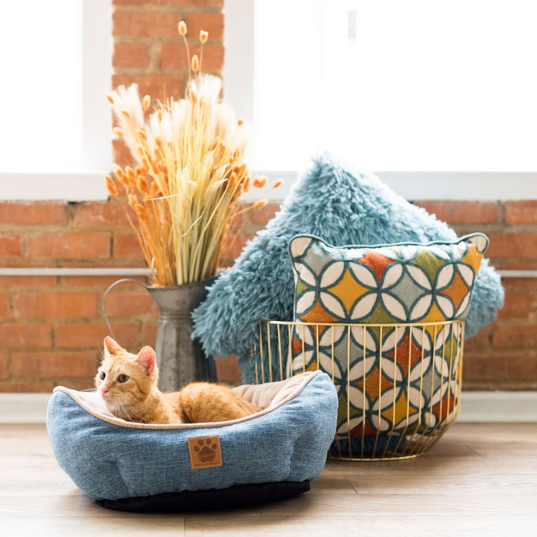 SnooZZy Rustic Elegance Clamshell Pet Bed